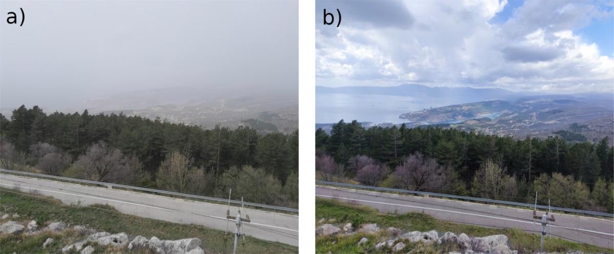 Slika 1. Slika Riječkog zaljeva: (a) 1. travnja 2024. u 13 h tijekom epizode donosa pustinjske prašine, i (b) 2. travnja 2024. u 14 h nakon prolaska fro...