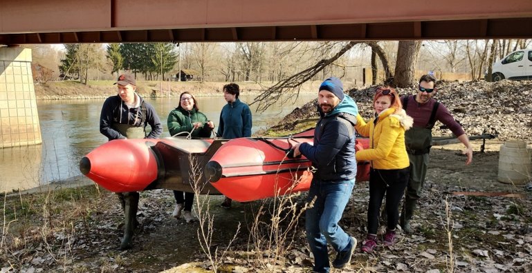 Winter field - fishes