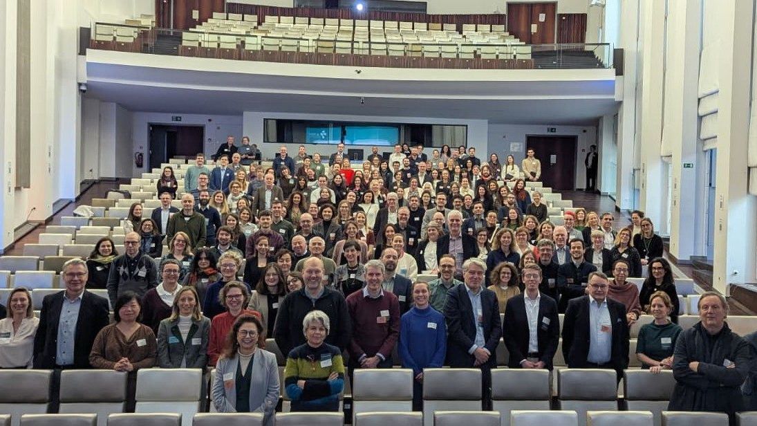 Personalised cancer medicine, from “one therapy for all” to therapy based on the tumour profile