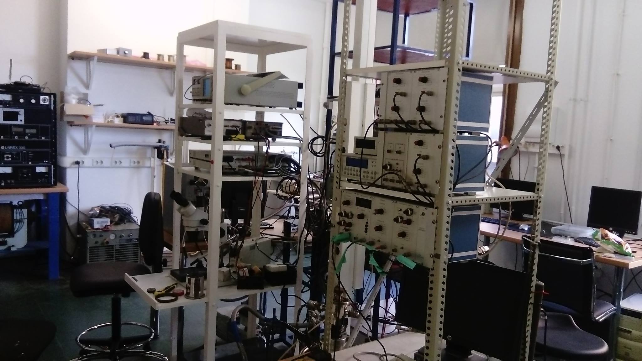 Laboratory for semiconductors